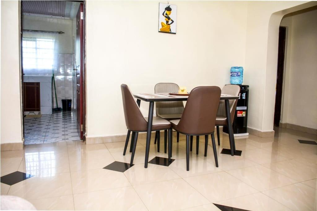 Shanvin Homes-2 Bedroom Ensuite Close To Rupa Mall, Mediheal, St Lukes And Tophill Hospitals * Eldoret